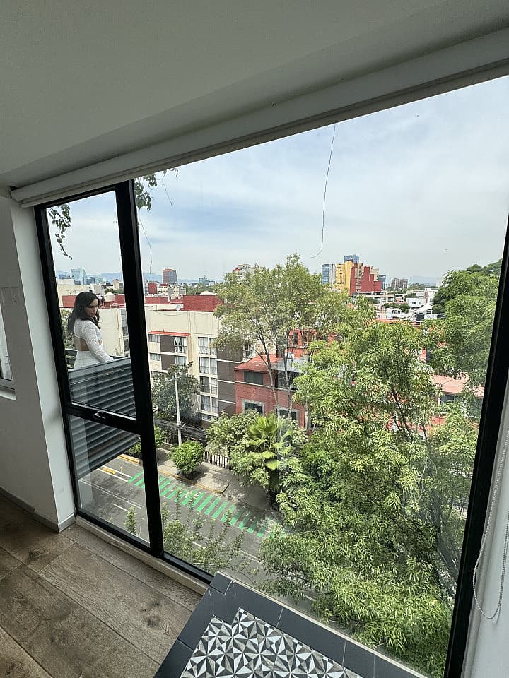  Room 3  -  Luxurious Penthouse Coliving with Stunning City Views in Del Valle Centro Apartment  - Gallery -  24