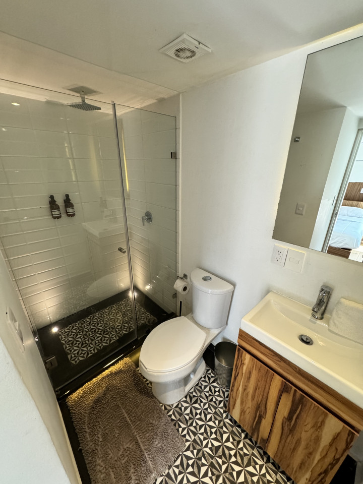  Room 8  -  Luxurious Penthouse Coliving with Stunning City Views in Del Valle Centro Apartment  - Gallery -  5