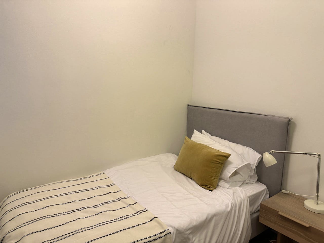 Standard Room - 17