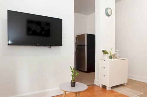 Upper Manhattan - W 136th St #148  - Gallery -  5