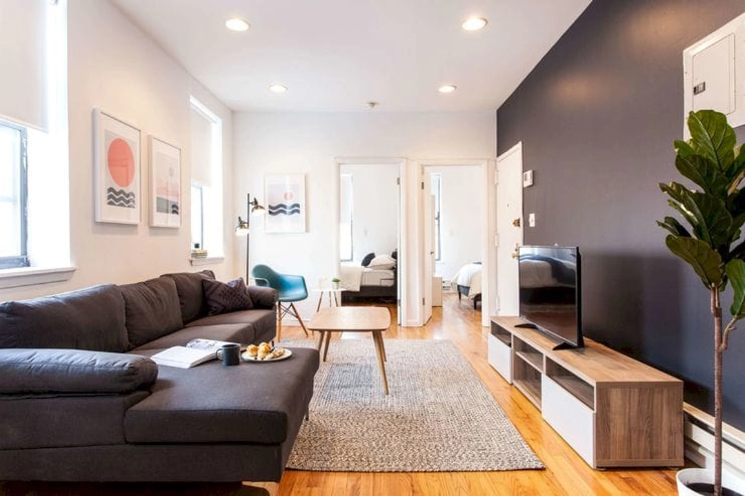 3rd Ave - Upper Manhattan - 3rd Ave - Gallery - 7