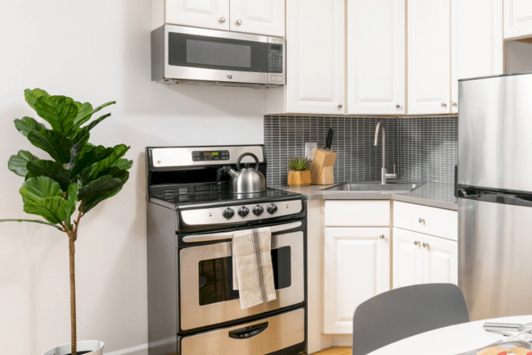 E 59th St #441 - 2