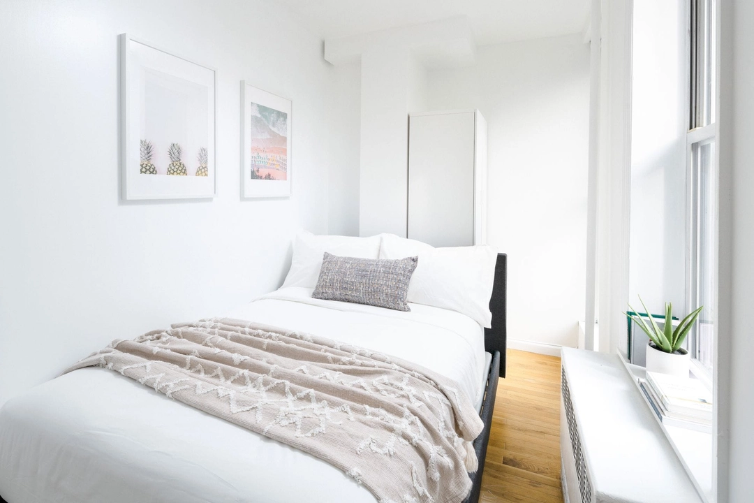 E 59th St #442 - 4