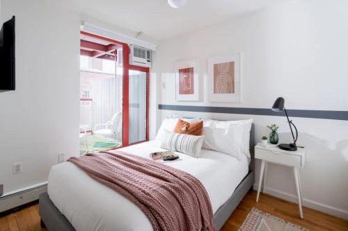 East Village - E 7th St #496