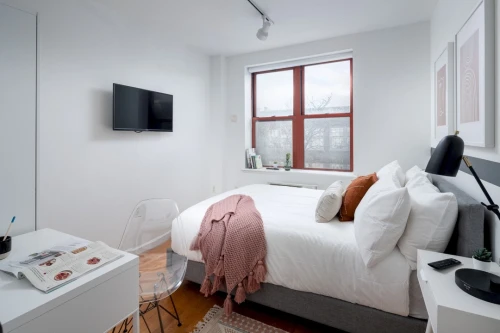 East Village - E 7th St #498