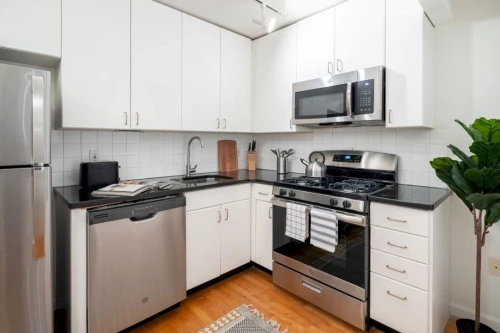 East Village - E 7th St #498 - Gallery - 6