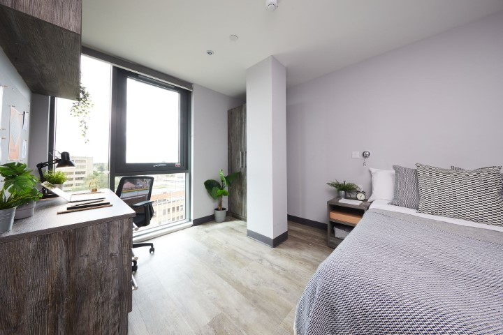Club Ensuite - 2