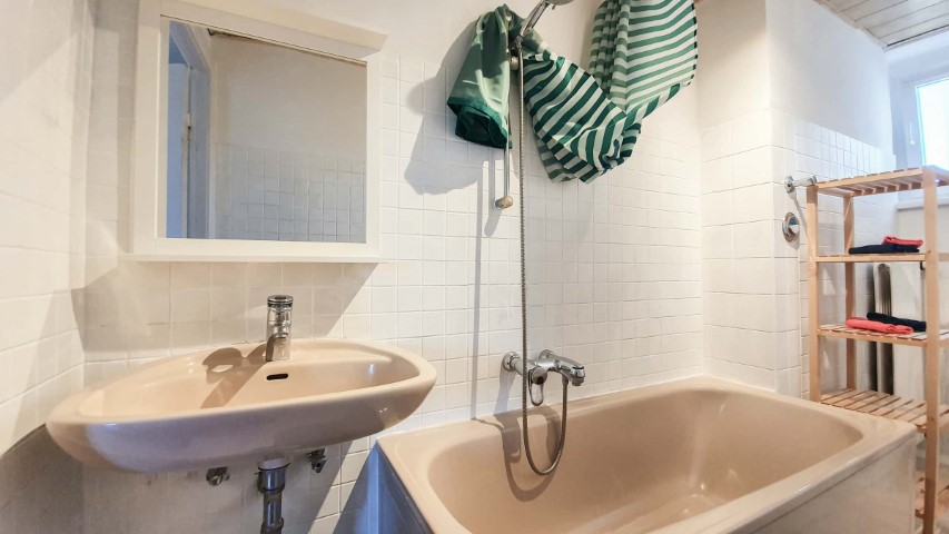  Room  -  Wilhelmstraße  - Gallery -  4