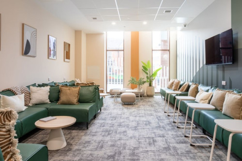 Crown Place - Gallery - 46
