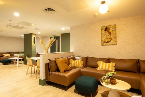 Crown Place - Gallery - 36