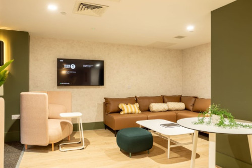 Crown Place - Gallery - 35