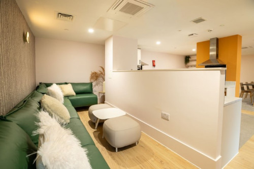 Crown Place - Gallery - 29