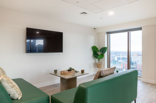 Crown Place - Gallery - 51