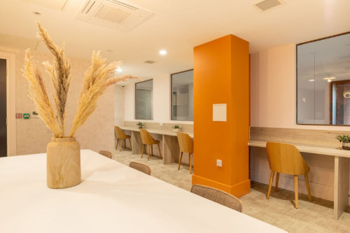 Crown Place - Gallery - 23