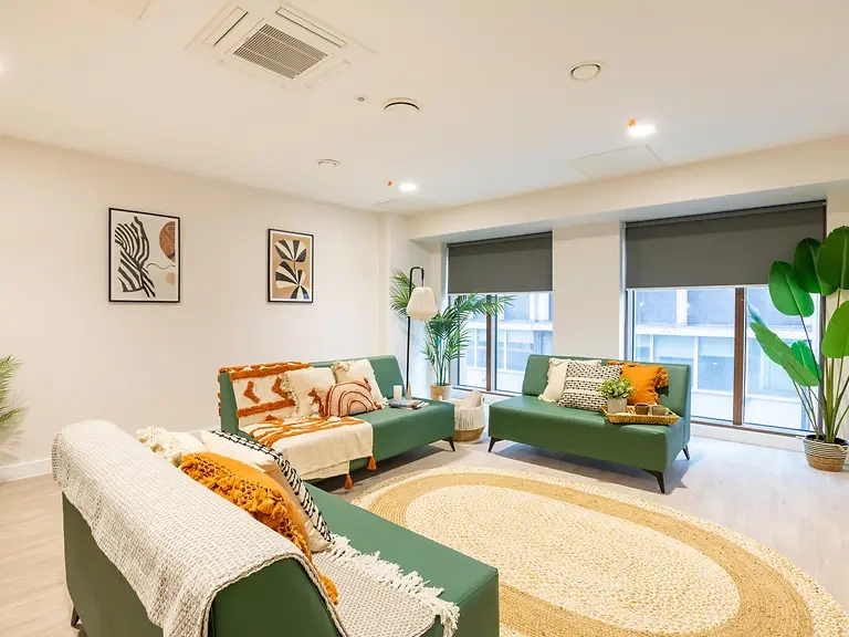 Classic Ensuite - 5