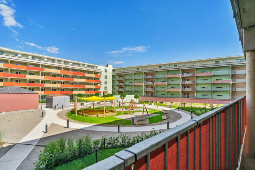 Bright and comfy 1-bedroom apartment in Lend