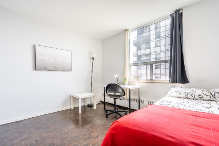  Premium Plus  -  Toronto Mid Town  - Gallery -  3