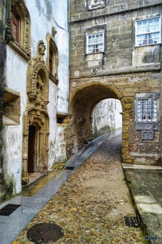 Very nice studio in Downtown Coimbra - Gallery - 17