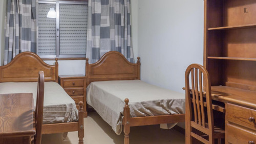 Comfy twin bedroom in 3-room apartment near ISMAI - Gallery - 16