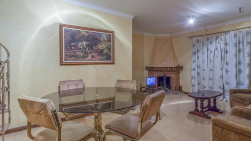 Comfy twin bedroom in 3-room apartment near ISMAI - Gallery - 25