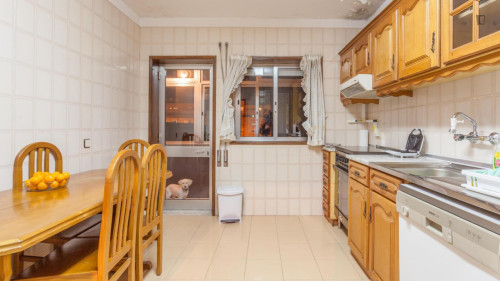 Comfy twin bedroom in 3-room apartment near ISMAI - Gallery - 22