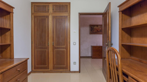 Comfy twin bedroom in 3-room apartment near ISMAI - Gallery - 28