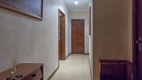 Comfy twin bedroom in 3-room apartment near ISMAI - Gallery - 7