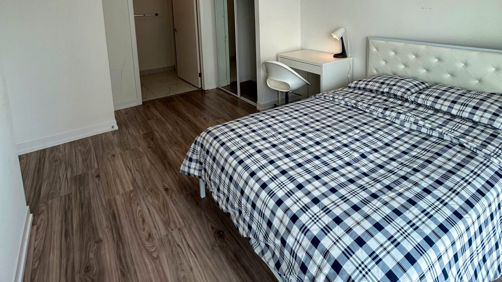  Private Master Bedroom  -  Luxury Newly Apt. w/ Terrace + Gym close to Square One Mall  - Gallery -  17