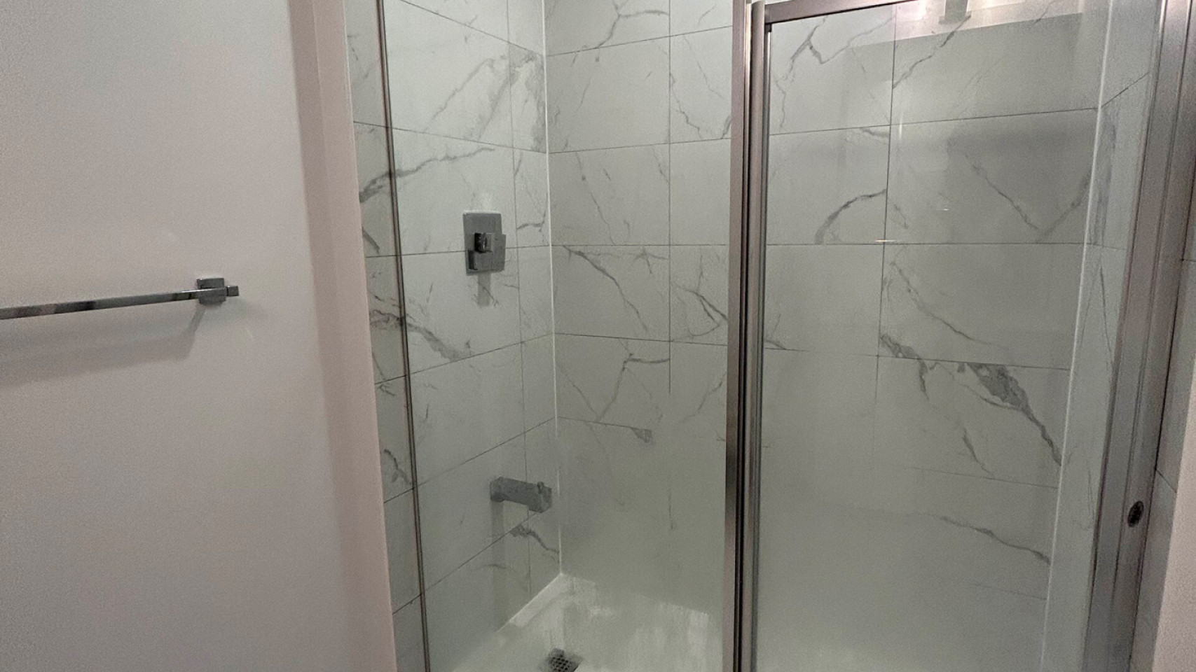  Private Master Bedroom  -  Luxury Newly Apt. w/ Terrace + Gym close to Square One Mall  - Gallery -  15