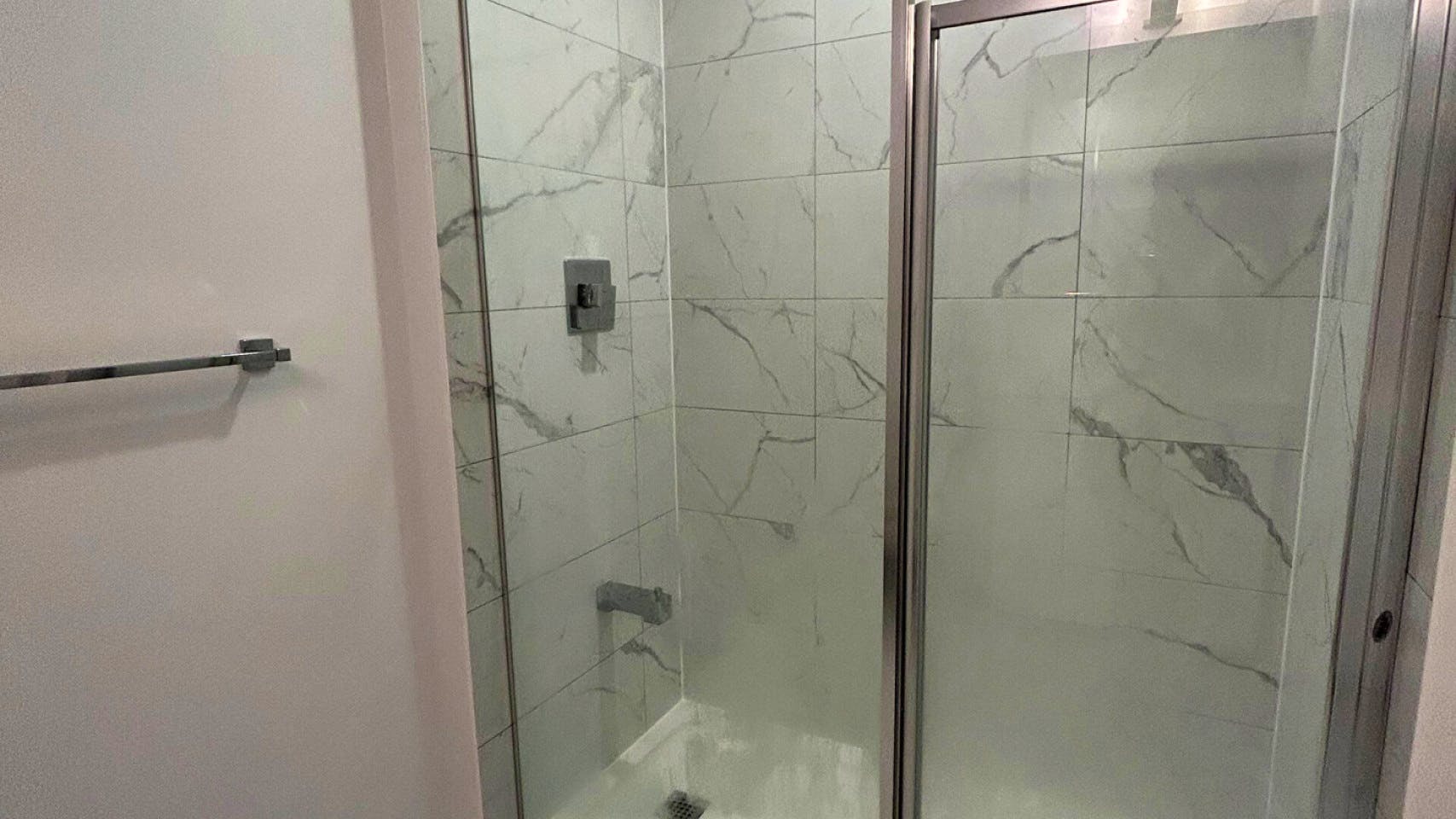  Private Master Bedroom  -  Luxury Newly Apt. w/ Terrace + Gym close to Square One Mall  - Gallery -  20