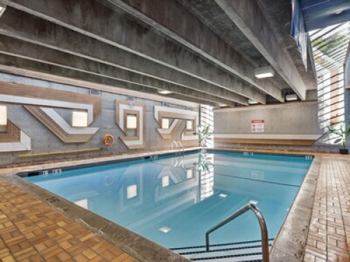 Room for rent in North Vancouver 