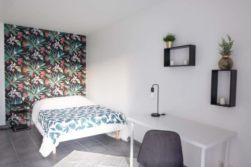 Large bright room - 18m² - LY011 - Gallery - 10