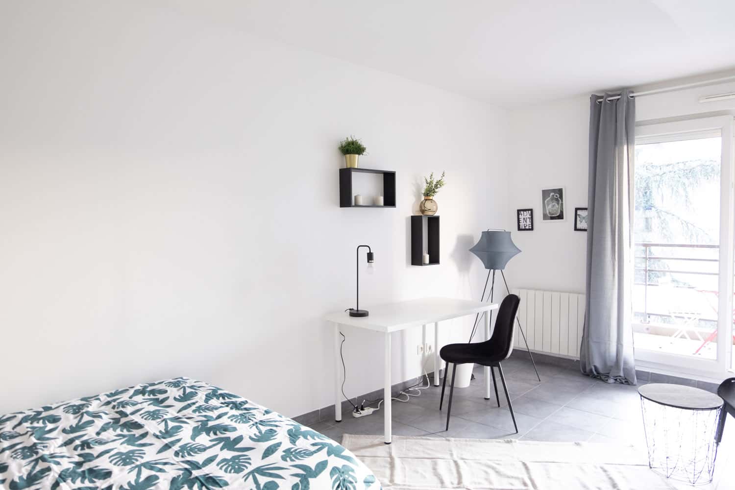Large Bright Room - 18m² - LY011 - 1