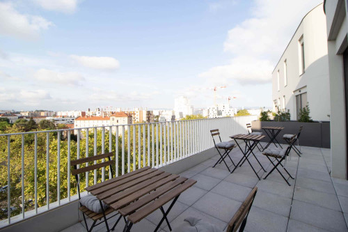 Charming 14 m² bedroom for rent in Villeurbanne