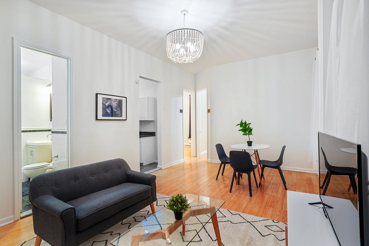  #711: West Harlem - Queen Bedroom B  -  #711: West Harlem  - Gallery -  9