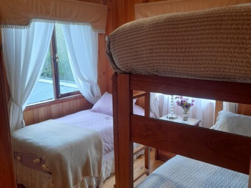 Rooms in Huelmo Bay