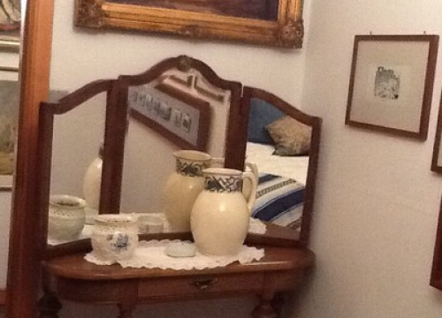 The guest has to leave happy