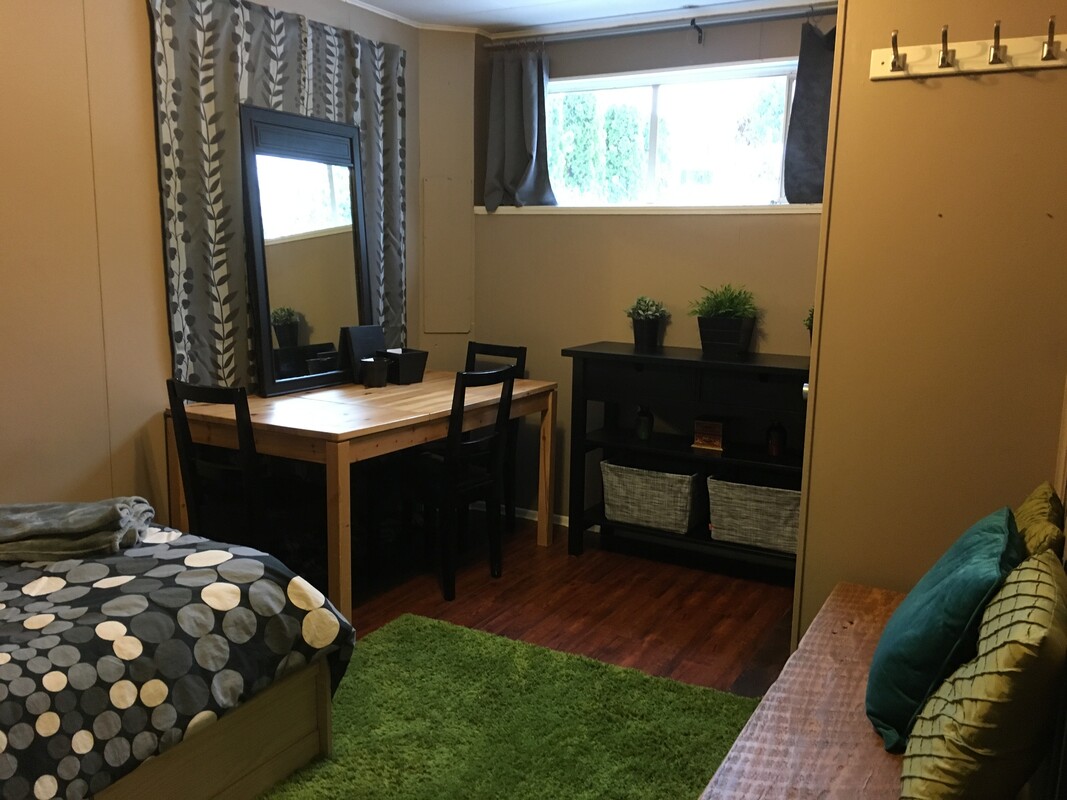  Downstairs Bedroom (Single Bed)  -  Friendly Homestay Rooms!!  - Gallery -  1