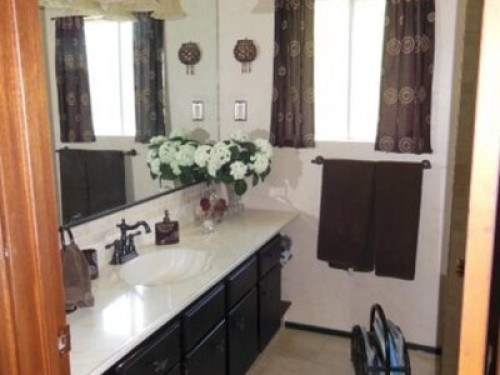 One block from beach gorgeous view