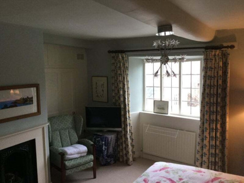 Beautiful Double Room - Gallery - 9