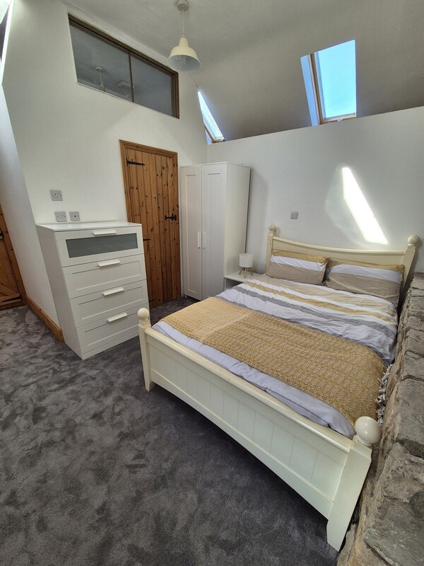 The Den(Full Room) - Countryside Double Room Ensuite - Gallery - 1