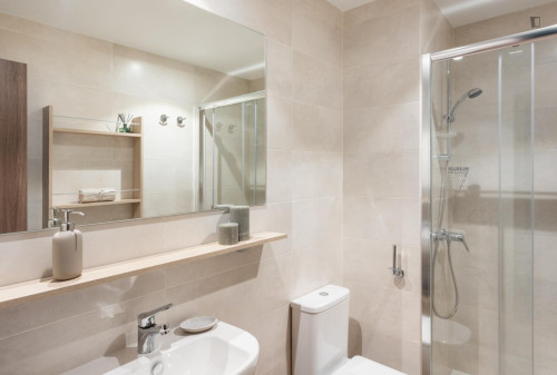 Tasteful single bedroom in Ibaeta