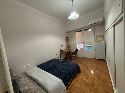 Sublime Double Bedroom close to Athens University of Economics and Business