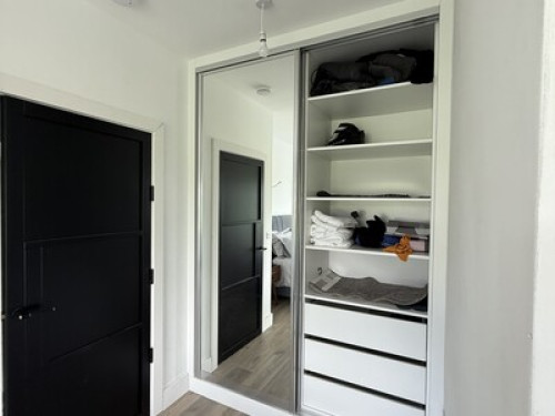 Ensuite Large Private Bedroom - Gallery - 24