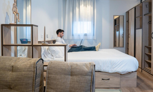 Attractive single bedroom in Camino de Ronda