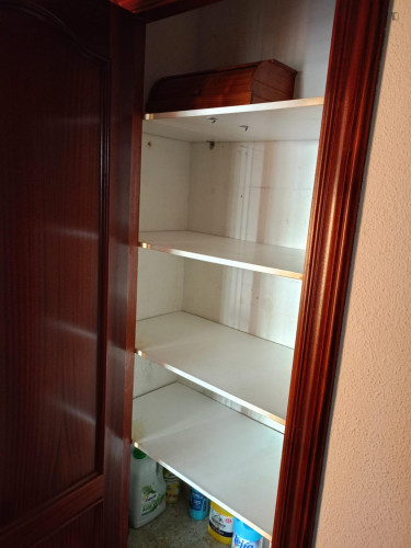 Very nice double bedroom in the Bajo neighbourhood