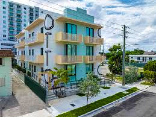 Modern Coliving Experience in Vibrant East Little Havana, Miami