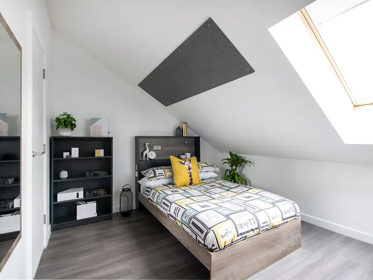 Deluxe En Suite - Anglia House - Gallery - 1