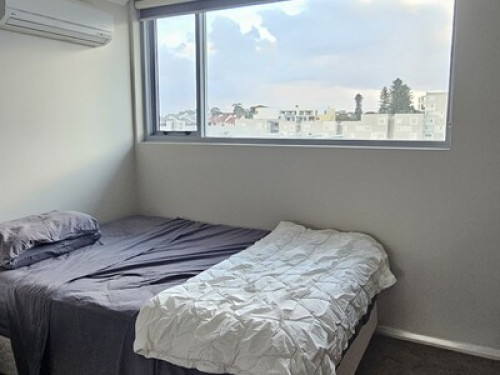 Northbridge bright and big room