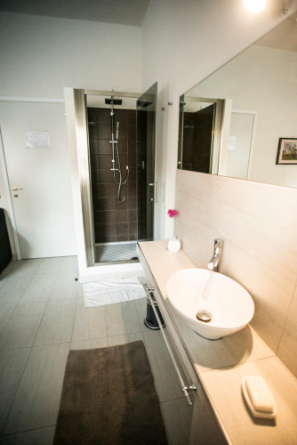 Wonderful double ensuite bedroom in Primavalle - Gallery - 2